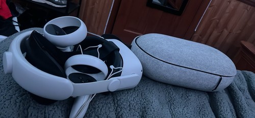 Oculus quest carrying - oculus,